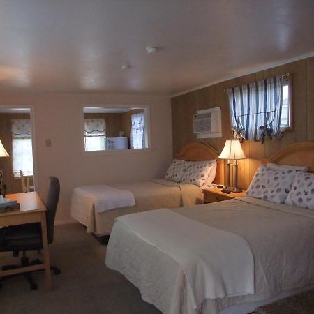Hills Motel & Marina Alexandria Bay Bagian luar foto